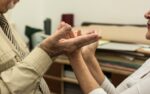 UNIONE ITALIANA CIECHI E IPOVEDENTI E LEGA DEL FILO D’ORO: “LE PERSONE SORDOCIECHE E LE LORO FAMIGLIE NON SIANO LASCIATE INDIETRO NELLE FASI 2 E 3 DELL’EMERGENZA  SANITARIA”