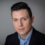 Neuroscienza: Non sono gli Influencer ma le serie Tv a decidere cosa compriamo. Il Dott. Lorenzo Dornetti, psicologo, divulgatore ci spiega il successo delle serie tv in termini di impatto sulle scelte d’acquisto